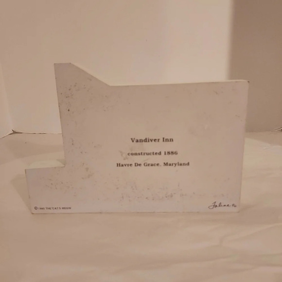 Vintage 1995 The Cat's Meow Vandiver Inn Maryland Shelf Sitter - Picture 3 of 7
